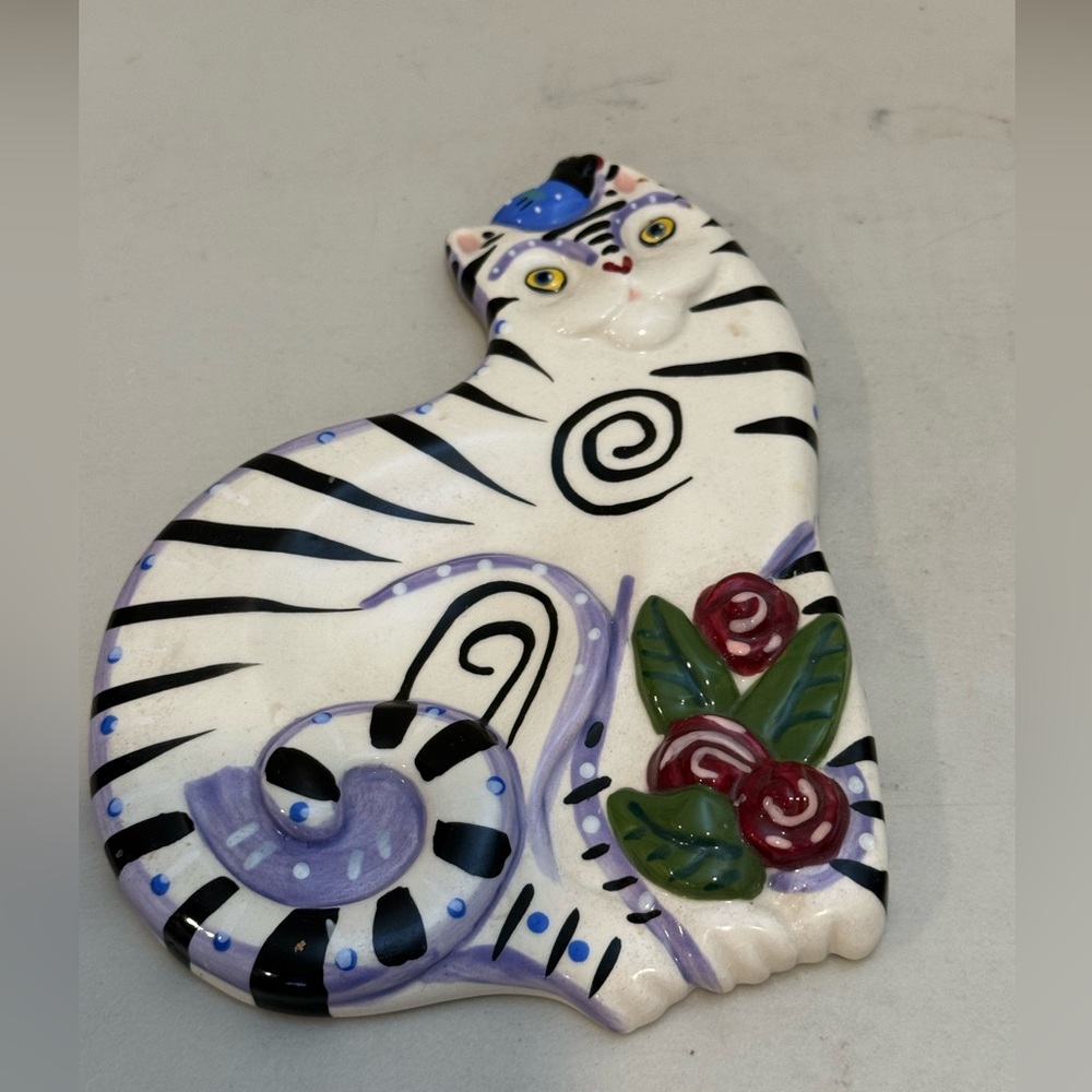 Vintage Dana Simson Cat Spoon Rest Wall Hanging Whimsical‎ Roses Black Stripes